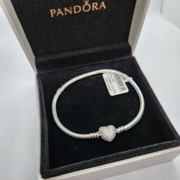 Pandora Moments Sparkling Heart Crown Claps Snake Chain Bracelet Size 7.9 inches - Picture 2 of 9